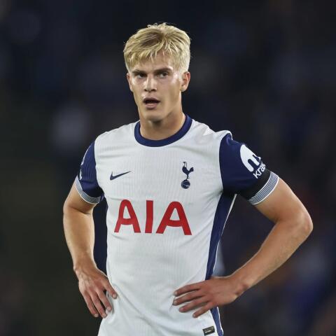 Lucas Bergvall i Tottenham