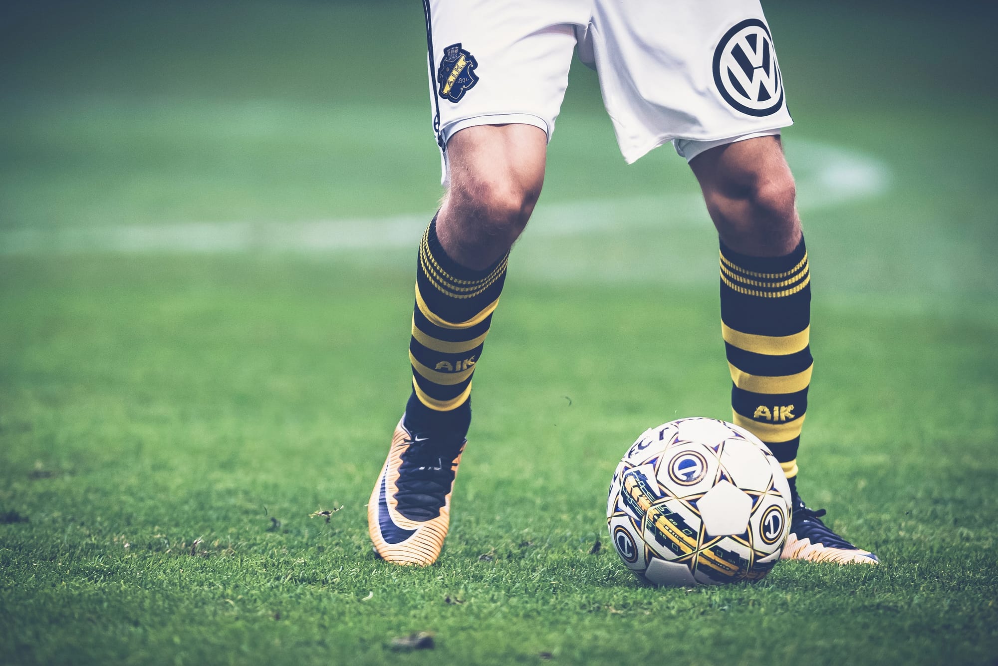 Utländskt intresse för Celina och Tiedemann från AIK