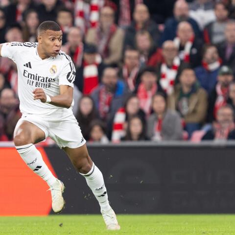 Mbappé inlagd på sjukhus – osäker inför VM för klubblag