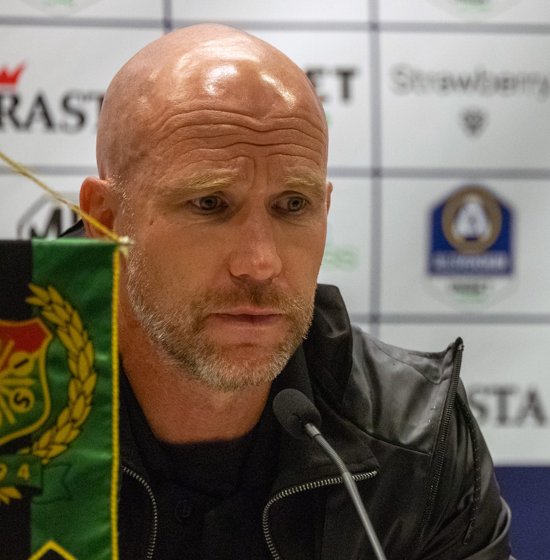 Henrik Rydström under presskonferensen efter matchen mot GAIS.