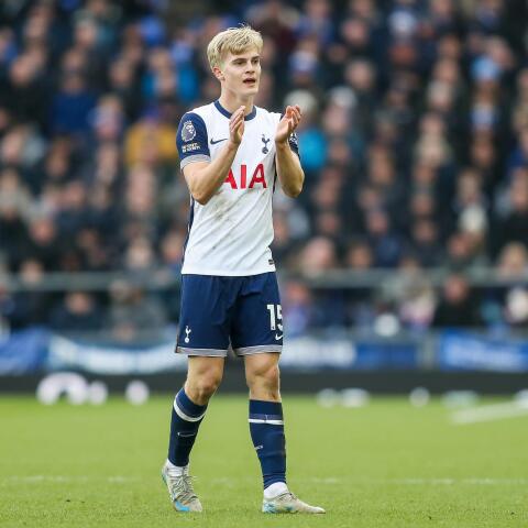Tottenham klarar kontraktet – undvek historiskt fiasko efter seger mot Everton