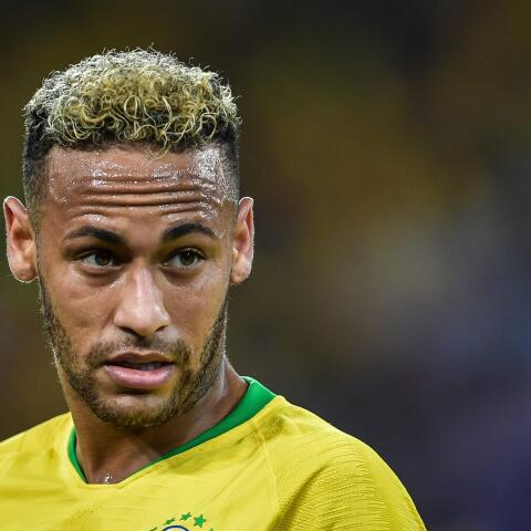 Neymar skadad – riskerar att missa VM-premiären