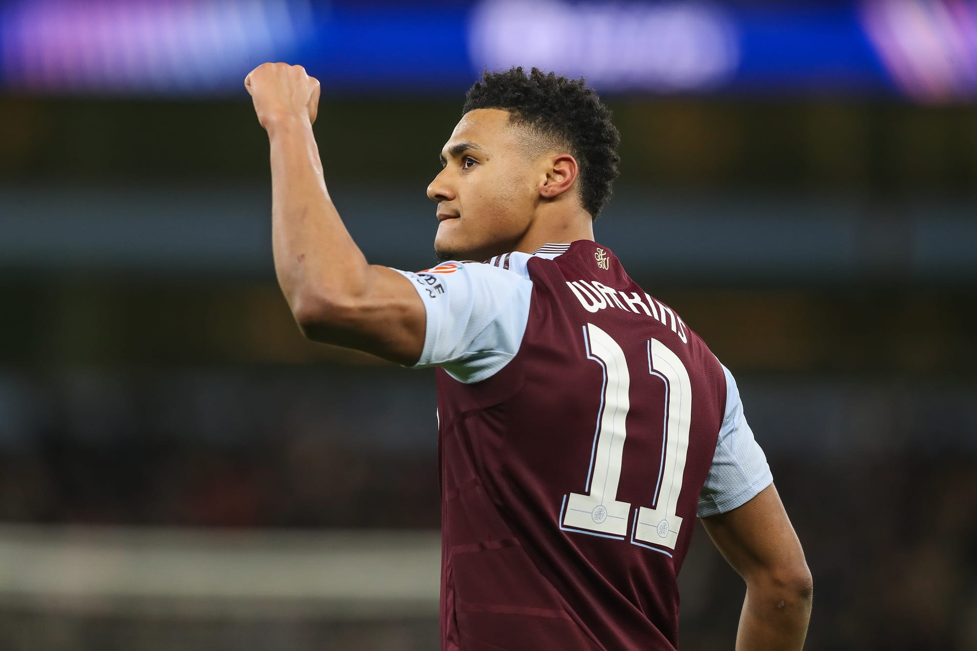 Aston Villa utklassar Liverpool i avgörande toppmatch
