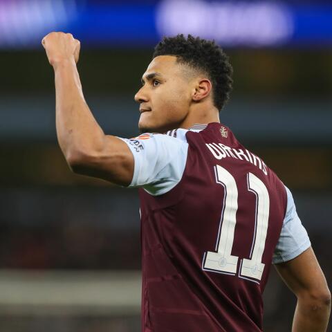 Aston Villa utklassar Liverpool i avgörande toppmatch