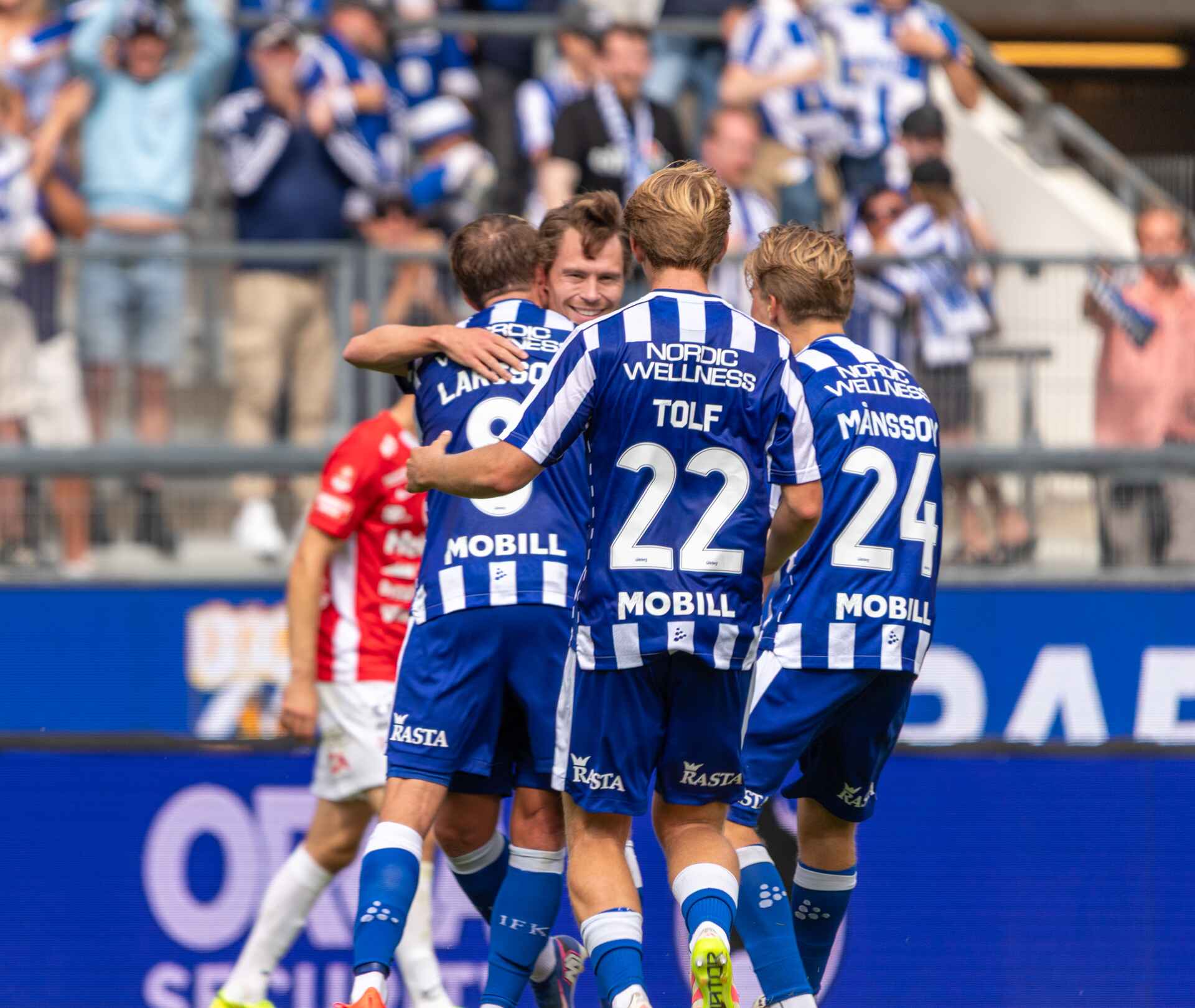 IFK Göteborg triumferar över Degerfors IF på Gamla Ullevi