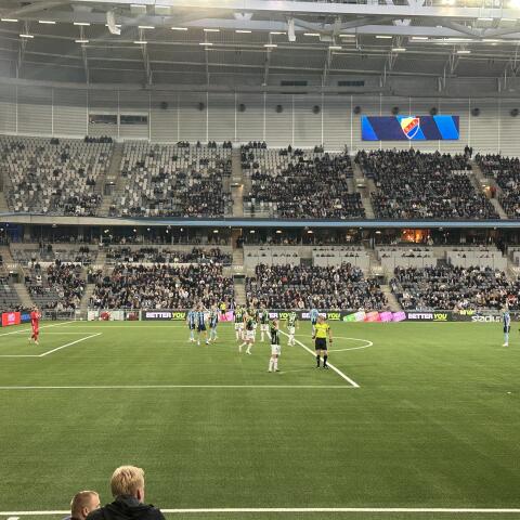 Djurgården gjorde jobbet mot GAIS efter utvisningen